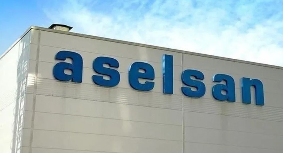 Aselsan, profesyonel radyolar ve PMR radyoları gibi sivil ihtiyaçları AselsanNET Ltd. Şti. aracılığıyla karşılamaktadır