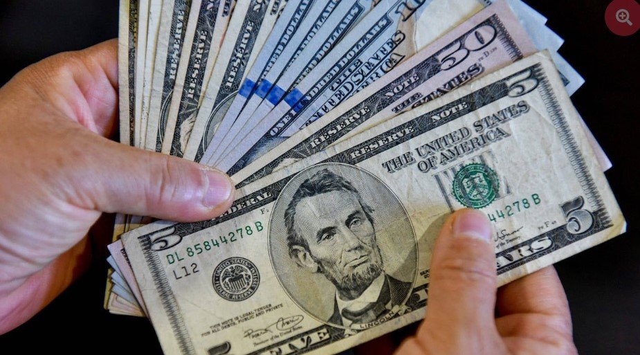 Dolar/TL, küresel satış baskısı nedeniyle geçen hafta ulaştığı zirvenin hemen altında yatay seyrini sürdürecek. Dolar/TL